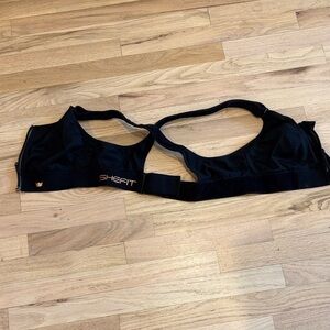SHEFIT Black High-Impact Sports Bra
